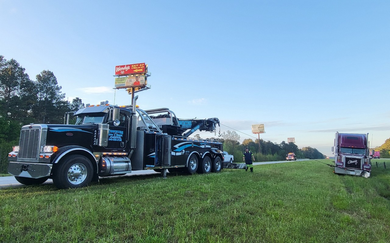 Heavy Duty Towing In Walterboro Sc | Tommie'S Auto, Diesel Repair, &Amp; Towing